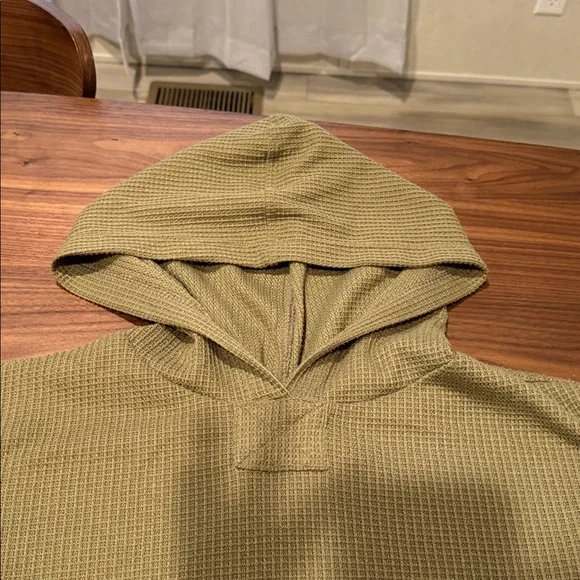 Cropped hooded tee - Picture 2 of 3